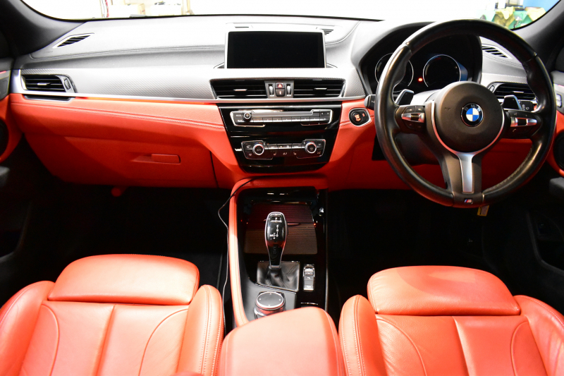 BMW X2 M35i 4WD ｾﾚｸﾄ&ｱﾄﾞﾊﾞﾝｽﾄﾞｱｸﾃｨﾌﾞｾｰﾌﾃｨ-&ｺﾝﾌｫｰﾄP ﾊﾟﾉﾗﾏｻﾝﾙｰﾌ LEDﾍｯﾄﾞﾗｲﾄ 追従ACC HUD ﾋｰﾀｰ付電動赤革  社外ﾌﾙｾｸﾞ&ｽｸﾘｰﾝﾐﾗｰﾘﾝｸﾞ ﾀｯﾁﾊﾟﾈﾙﾅﾋﾞBｶﾒﾗ 19AW 衝突軽減B 車線逸脱&歩行者警告 電動Rｹﾞｰﾄ 2年保証