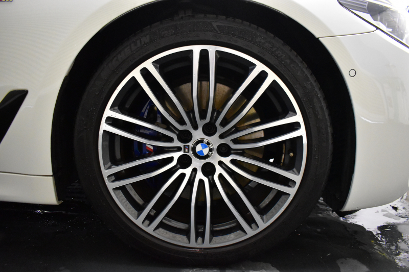 BMW 5シリーズ 530i Mｽﾎﾟｰﾂ 型式変更後ﾓﾃﾞﾙ 1ｵｰﾅｰ ﾊｲﾗｲﾝP 全面液晶ﾒｰﾀｰ 高出力ﾓﾃﾞﾙ 全席ﾋｰﾀｰ付黒革 HUD LEDﾍｯﾄﾞﾗｲﾄ 追従ACC Mｽﾎﾟｰﾂﾌﾞﾚｰｷ 車線変更警告 ﾀｯﾁﾊﾟﾈﾙ対応iﾄﾞﾗｲﾌﾞHDDﾅﾋﾞﾌﾙｾｸﾞ 3Dﾋﾞｭｰ Pｱｼｽﾄﾌﾟﾗｽ 電動ﾄﾗﾝｸ 2年保証