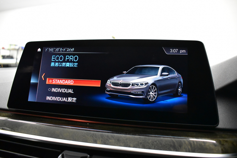 BMW 5シリーズ 530i Mｽﾎﾟｰﾂ 型式変更後ﾓﾃﾞﾙ 1ｵｰﾅｰ ﾊｲﾗｲﾝP 全面液晶ﾒｰﾀｰ 高出力ﾓﾃﾞﾙ 全席ﾋｰﾀｰ付黒革 HUD LEDﾍｯﾄﾞﾗｲﾄ 追従ACC Mｽﾎﾟｰﾂﾌﾞﾚｰｷ 車線変更警告 ﾀｯﾁﾊﾟﾈﾙ対応iﾄﾞﾗｲﾌﾞHDDﾅﾋﾞﾌﾙｾｸﾞ 3Dﾋﾞｭｰ Pｱｼｽﾄﾌﾟﾗｽ 電動ﾄﾗﾝｸ 2年保証