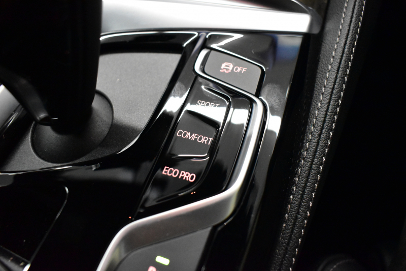 BMW 5シリーズ 530i Mｽﾎﾟｰﾂ 型式変更後ﾓﾃﾞﾙ 1ｵｰﾅｰ ﾊｲﾗｲﾝP 全面液晶ﾒｰﾀｰ 高出力ﾓﾃﾞﾙ 全席ﾋｰﾀｰ付黒革 HUD LEDﾍｯﾄﾞﾗｲﾄ 追従ACC Mｽﾎﾟｰﾂﾌﾞﾚｰｷ 車線変更警告 ﾀｯﾁﾊﾟﾈﾙ対応iﾄﾞﾗｲﾌﾞHDDﾅﾋﾞﾌﾙｾｸﾞ 3Dﾋﾞｭｰ Pｱｼｽﾄﾌﾟﾗｽ 電動ﾄﾗﾝｸ 2年保証