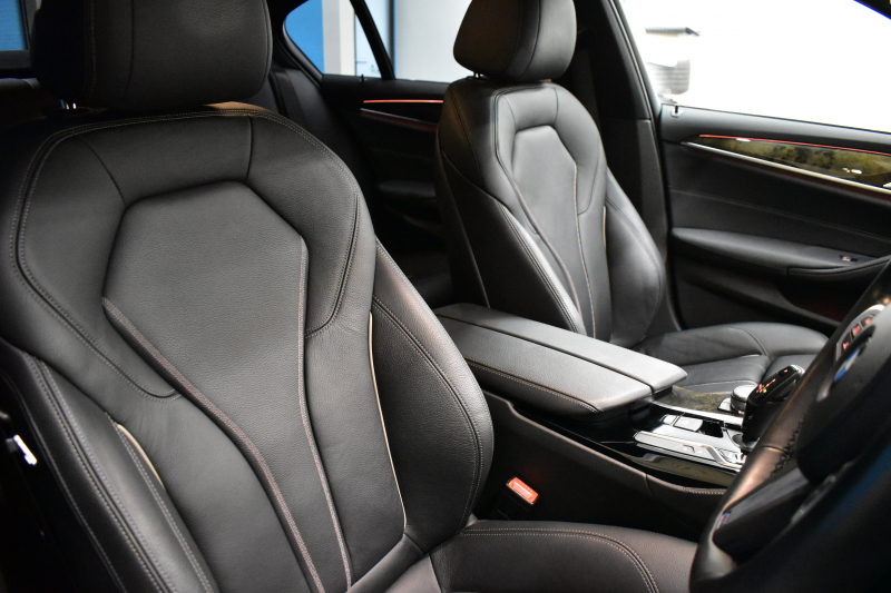 BMW 5シリーズ 530i Mｽﾎﾟｰﾂ 型式変更後ﾓﾃﾞﾙ 1ｵｰﾅｰ ﾊｲﾗｲﾝP 全面液晶ﾒｰﾀｰ 高出力ﾓﾃﾞﾙ 全席ﾋｰﾀｰ付黒革 HUD LEDﾍｯﾄﾞﾗｲﾄ 追従ACC Mｽﾎﾟｰﾂﾌﾞﾚｰｷ 車線変更警告 ﾀｯﾁﾊﾟﾈﾙ対応iﾄﾞﾗｲﾌﾞHDDﾅﾋﾞﾌﾙｾｸﾞ 3Dﾋﾞｭｰ Pｱｼｽﾄﾌﾟﾗｽ 電動ﾄﾗﾝｸ 2年保証