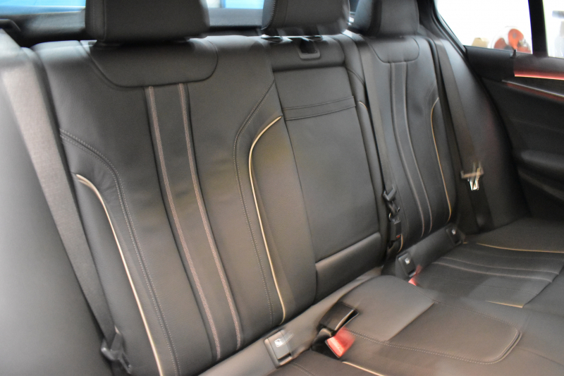 BMW 5シリーズ 530i Mｽﾎﾟｰﾂ 型式変更後ﾓﾃﾞﾙ 1ｵｰﾅｰ ﾊｲﾗｲﾝP 全面液晶ﾒｰﾀｰ 高出力ﾓﾃﾞﾙ 全席ﾋｰﾀｰ付黒革 HUD LEDﾍｯﾄﾞﾗｲﾄ 追従ACC Mｽﾎﾟｰﾂﾌﾞﾚｰｷ 車線変更警告 ﾀｯﾁﾊﾟﾈﾙ対応iﾄﾞﾗｲﾌﾞHDDﾅﾋﾞﾌﾙｾｸﾞ 3Dﾋﾞｭｰ Pｱｼｽﾄﾌﾟﾗｽ 電動ﾄﾗﾝｸ 2年保証