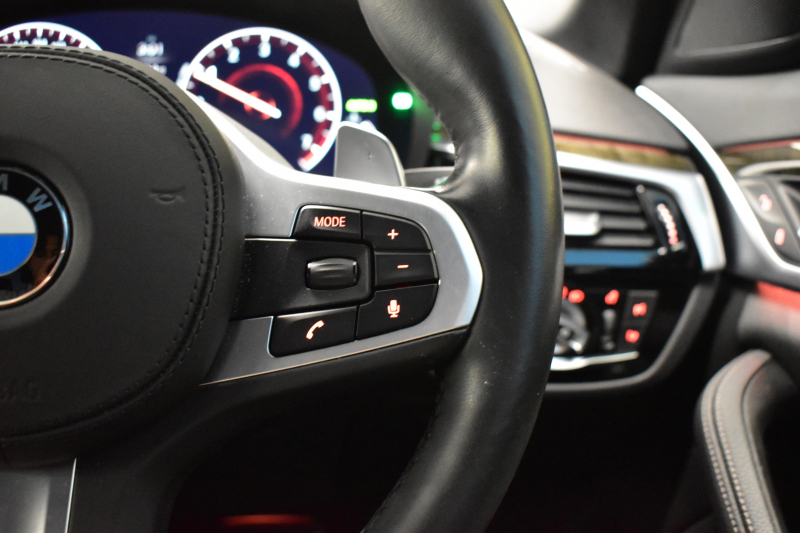 BMW 5シリーズ 530i Mｽﾎﾟｰﾂ 型式変更後ﾓﾃﾞﾙ 1ｵｰﾅｰ ﾊｲﾗｲﾝP 全面液晶ﾒｰﾀｰ 高出力ﾓﾃﾞﾙ 全席ﾋｰﾀｰ付黒革 HUD LEDﾍｯﾄﾞﾗｲﾄ 追従ACC Mｽﾎﾟｰﾂﾌﾞﾚｰｷ 車線変更警告 ﾀｯﾁﾊﾟﾈﾙ対応iﾄﾞﾗｲﾌﾞHDDﾅﾋﾞﾌﾙｾｸﾞ 3Dﾋﾞｭｰ Pｱｼｽﾄﾌﾟﾗｽ 電動ﾄﾗﾝｸ 2年保証