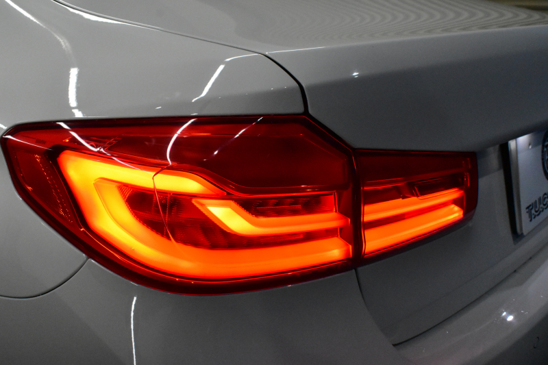 BMW 5シリーズ 530i Mｽﾎﾟｰﾂ ﾊｲﾗｲﾝP 高出力ﾓﾃﾞﾙ 全席ﾋｰﾀｰ付黒革 LEDﾍｯﾄﾞﾗｲﾄ 追従ACC Mｽﾎﾟｰﾂﾌﾞﾚｰｷ 19AW 液晶ﾒｰﾀｰ 車線変更警告 ﾀｯﾁﾊﾟﾈﾙ対応iﾄﾞﾗｲﾌﾞHDDﾅﾋﾞﾌﾙｾｸﾞ全周囲ｶﾒﾗ 3Dﾋﾞｭｰ Pｱｼｽﾄﾌﾟﾗｽ 電動ﾄﾗﾝｸ 2年保証