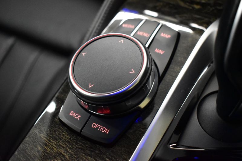 BMW 5シリーズ 530i Mｽﾎﾟｰﾂ ﾊｲﾗｲﾝP 高出力ﾓﾃﾞﾙ 全席ﾋｰﾀｰ付黒革 LEDﾍｯﾄﾞﾗｲﾄ 追従ACC Mｽﾎﾟｰﾂﾌﾞﾚｰｷ 19AW 液晶ﾒｰﾀｰ 車線変更警告 ﾀｯﾁﾊﾟﾈﾙ対応iﾄﾞﾗｲﾌﾞHDDﾅﾋﾞﾌﾙｾｸﾞ全周囲ｶﾒﾗ 3Dﾋﾞｭｰ Pｱｼｽﾄﾌﾟﾗｽ 電動ﾄﾗﾝｸ 2年保証