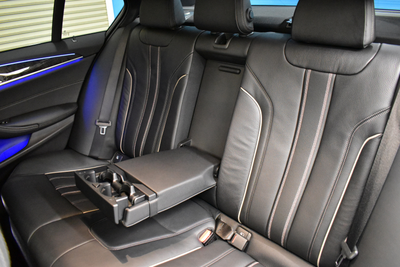 BMW 5シリーズ 530i Mｽﾎﾟｰﾂ ﾊｲﾗｲﾝP 高出力ﾓﾃﾞﾙ 全席ﾋｰﾀｰ付黒革 LEDﾍｯﾄﾞﾗｲﾄ 追従ACC Mｽﾎﾟｰﾂﾌﾞﾚｰｷ 19AW 液晶ﾒｰﾀｰ 車線変更警告 ﾀｯﾁﾊﾟﾈﾙ対応iﾄﾞﾗｲﾌﾞHDDﾅﾋﾞﾌﾙｾｸﾞ全周囲ｶﾒﾗ 3Dﾋﾞｭｰ Pｱｼｽﾄﾌﾟﾗｽ 電動ﾄﾗﾝｸ 2年保証