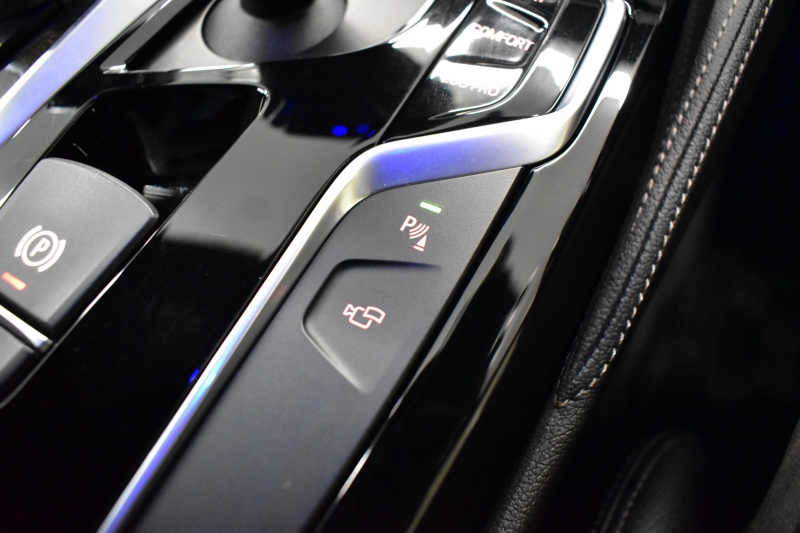 BMW 5シリーズ 530i Mｽﾎﾟｰﾂ ﾊｲﾗｲﾝP 高出力ﾓﾃﾞﾙ 全席ﾋｰﾀｰ付黒革 LEDﾍｯﾄﾞﾗｲﾄ 追従ACC Mｽﾎﾟｰﾂﾌﾞﾚｰｷ 19AW 液晶ﾒｰﾀｰ 車線変更警告 ﾀｯﾁﾊﾟﾈﾙ対応iﾄﾞﾗｲﾌﾞHDDﾅﾋﾞﾌﾙｾｸﾞ全周囲ｶﾒﾗ 3Dﾋﾞｭｰ Pｱｼｽﾄﾌﾟﾗｽ 電動ﾄﾗﾝｸ 2年保証