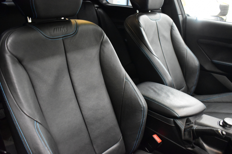 BMW Mシリーズ M2ｸｰﾍﾟMDCT ｻﾝﾙｰﾌ harman/kardon ﾋｰﾀｰ付黒革 Mperformanceｶｰﾎﾞﾝﾘｱﾃﾞｨﾌｭｰｻﾞｰ LEDﾘﾝｸﾞｷｾﾉﾝﾍｯﾄﾞﾗｲﾄ ﾀｯﾁﾊﾟｯﾄﾞHDDﾅﾋﾞ 19AW 車線逸脱&歩行者警告 衝突軽減ﾌﾞﾚｰｷ ｶｰﾎﾞﾝｲﾝﾃﾘｱ Bｶﾒﾗ iｽﾄｯﾌﾟ ｽﾏｰﾄｷｰ 2年保証