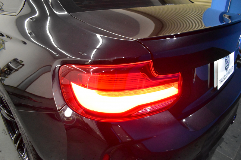 BMW Mシリーズ M2ｸｰﾍﾟMDCT ｻﾝﾙｰﾌ harman/kardon ﾋｰﾀｰ付黒革 Mperformanceｶｰﾎﾞﾝﾘｱﾃﾞｨﾌｭｰｻﾞｰ LEDﾘﾝｸﾞｷｾﾉﾝﾍｯﾄﾞﾗｲﾄ ﾀｯﾁﾊﾟｯﾄﾞHDDﾅﾋﾞ 19AW 車線逸脱&歩行者警告 衝突軽減ﾌﾞﾚｰｷ ｶｰﾎﾞﾝｲﾝﾃﾘｱ Bｶﾒﾗ iｽﾄｯﾌﾟ ｽﾏｰﾄｷｰ 2年保証