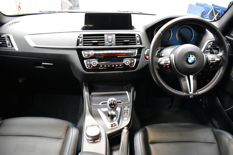 BMW Mシリーズ M2 ｺﾝﾍﾟﾃｨｼｮﾝ MDCT 7速DCT LCI後期  ﾊｰﾏﾝｶｰﾄﾞﾝ 専用410馬力ｴﾝｼﾞﾝ LEDﾍｯﾄﾞﾗｲﾄ&ﾃｰﾙ ﾋｰﾀｰ付黒革 ｱｲﾊﾞｯﾊﾀﾞｳﾝｻｽ ｶｰﾎﾞﾝFﾘｯﾌﾟ&ﾄﾗﾝｸｽﾎﾟｲﾗｰ&Rﾃﾞｨﾌｭｰｻﾞｰ ﾀｯﾁﾊﾟﾈﾙHDDﾅﾋﾞBｶﾒﾗ 19AW 衝突軽減B 車線逸脱＆歩行者警告 Mｼｰﾄﾍﾞﾙﾄ 2年保証