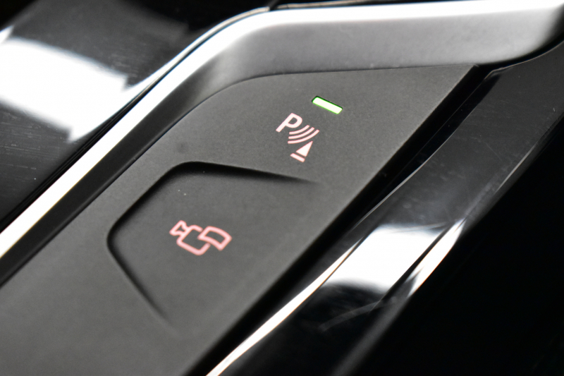 BMW 5シリーズ 523dﾂｰﾘﾝｸﾞ Mｽﾎﾟｰﾂ ﾊｲﾗｲﾝP 全席ﾋｰﾀｰ付黒革 LEDﾍｯﾄﾞﾗｲﾄ 追従ACC HUD 車線変更&逸脱警告 衝突軽減B  ｳｯﾄﾞｲﾝﾃﾘｱ ﾀｯﾁﾊﾟﾈﾙ対応iﾄﾞﾗｲﾌﾞHDDﾅﾋﾞ ﾌﾙｾｸﾞ 全周囲ｶﾒﾗ3Dﾋﾞｭｰ  電動Rｹﾞｰﾄ 19AW 液晶ﾒｰﾀｰ  2年保証