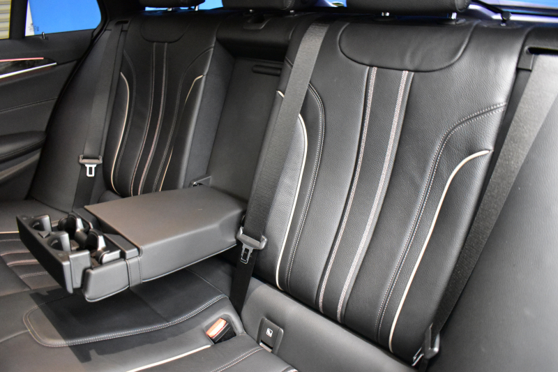 BMW 5シリーズ 523dﾂｰﾘﾝｸﾞ Mｽﾎﾟｰﾂ ﾊｲﾗｲﾝP 全席ﾋｰﾀｰ付黒革 LEDﾍｯﾄﾞﾗｲﾄ 追従ACC HUD 車線変更&逸脱警告 衝突軽減B  ｳｯﾄﾞｲﾝﾃﾘｱ ﾀｯﾁﾊﾟﾈﾙ対応iﾄﾞﾗｲﾌﾞHDDﾅﾋﾞ ﾌﾙｾｸﾞ 全周囲ｶﾒﾗ3Dﾋﾞｭｰ  電動Rｹﾞｰﾄ 19AW 液晶ﾒｰﾀｰ  2年保証