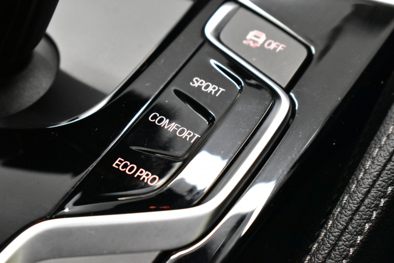 BMW 5シリーズ 523dﾂｰﾘﾝｸﾞ Mｽﾎﾟｰﾂ ﾊｲﾗｲﾝP 全席ﾋｰﾀｰ付黒革 LEDﾍｯﾄﾞﾗｲﾄ 追従ACC HUD 車線変更&逸脱警告 衝突軽減B  ｳｯﾄﾞｲﾝﾃﾘｱ ﾀｯﾁﾊﾟﾈﾙ対応iﾄﾞﾗｲﾌﾞHDDﾅﾋﾞ ﾌﾙｾｸﾞ 全周囲ｶﾒﾗ3Dﾋﾞｭｰ  電動Rｹﾞｰﾄ 19AW 液晶ﾒｰﾀｰ  2年保証