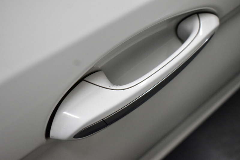 BMW 5シリーズ 523dﾂｰﾘﾝｸﾞ Mｽﾎﾟｰﾂ ﾊｲﾗｲﾝP 全席ﾋｰﾀｰ付黒革 LEDﾍｯﾄﾞﾗｲﾄ 追従ACC HUD 車線変更&逸脱警告 衝突軽減B  ｳｯﾄﾞｲﾝﾃﾘｱ ﾀｯﾁﾊﾟﾈﾙ対応iﾄﾞﾗｲﾌﾞHDDﾅﾋﾞ ﾌﾙｾｸﾞ 全周囲ｶﾒﾗ3Dﾋﾞｭｰ  電動Rｹﾞｰﾄ 19AW 液晶ﾒｰﾀｰ  2年保証