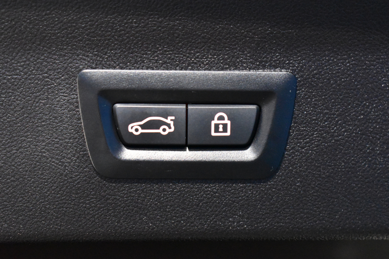 BMW X4 Xﾄﾞﾗｲﾌﾞ30i Mｽﾎﾟｰﾂ ﾊﾟﾉﾗﾏｻﾝﾙｰﾌ 全席ﾋｰﾀｰ付ﾓｶﾚｻﾞｰ LEDﾍｯﾄﾞﾗｲﾄ  ACC HUD LCW 電動Rｹﾞｰﾄ 20AW ﾜｲﾔﾚｽ充電 Mｽﾎﾟｰﾂﾌﾞﾚｰｷ 液晶ﾒｰﾀｰ ﾀｯﾁﾊﾟﾈﾙﾅﾋﾞ全周囲ｶﾒﾗ3DﾋﾞｭｰTV ﾜｲﾔﾚｽ充電 2年保証