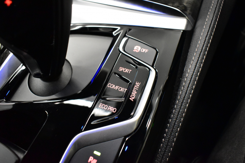 BMW 5シリーズ 540i Mｽﾎﾟｰﾂ ｺﾝﾌｫｰﾄ&ﾊｲﾗｲﾝP ﾊｰﾏﾝｶｰﾄﾞﾝ Fﾍﾞﾝﾁﾚｰｼｮﾝ&ﾏｯｻｰｼﾞ全席ﾋｰﾀｰ付黒革 可変ｻｽ Mｽﾎﾟｰﾂﾌﾞﾚｰｷ ｱﾀﾞﾌﾟﾃｨﾌﾞLEDﾍｯﾄﾞﾗｲﾄ 液晶ﾒｰﾀｰ ACC HUD LCW ﾀｯﾁﾊﾟﾈﾙﾅﾋﾞ全周囲ｶﾒﾗ 3Dﾋﾞｭｰ ﾌﾙｾｸﾞ 19AW 電動ﾄﾗﾝｸ 2年保証