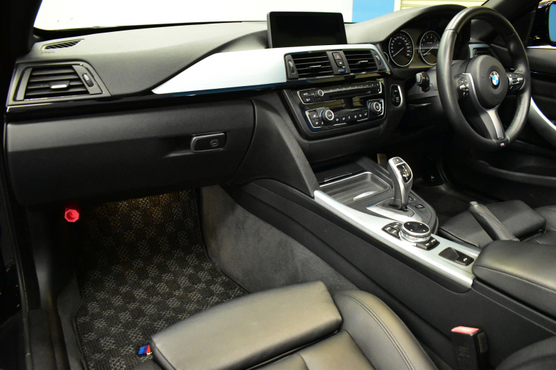 BMW 4シリーズ 435i ｶﾌﾞﾘｵﾚMｽﾎﾟｰﾂ ｱﾄﾞﾊﾞﾝｽﾄﾞｱｸﾃｨﾌﾞｾｰﾌﾃｨｰP 追従ACC HUD ﾋｰﾀｰ付ﾌﾞﾗｯｸﾚｻﾞｰ ｱﾀﾞﾌﾟﾃｨﾌﾞLEDﾍｯﾄﾞﾗｲﾄ 車線逸脱&歩行者警告 衝突軽減B ﾌﾙｾｸﾞﾅﾋﾞBｶﾒﾗ前後PDC 19AW ｽﾏｰﾄｷｰ 2年保証