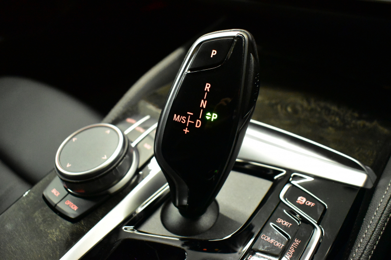 BMW 5シリーズ 530i ﾂｰﾘﾝｸﾞ Mｽﾎﾟｰﾂ LCI後期 ｾﾚｸﾄP  ﾊﾟﾉﾗﾏｻﾝﾙｰﾌ 全席ﾋ-ﾀ-付ﾌﾞﾗｯｸﾚｻﾞｰ  ﾊｰﾏﾝｶｰﾄﾞﾝ 新ﾃﾞｻﾞｲﾝLEDﾍｯﾄﾞﾗｲﾄ ACC HUD LCW 可変ｻｽﾍﾟﾝｼｮﾝ 19AW Mｽﾎﾟｰﾂﾌﾞﾚｰｷ ﾗｲﾌﾞｺｸﾋﾟｯﾄ ﾌﾙｾｸﾞ全周囲ｶﾒﾗ 電動Rｹﾞｰﾄ ｽﾏｰﾄｷｰ 2年保証