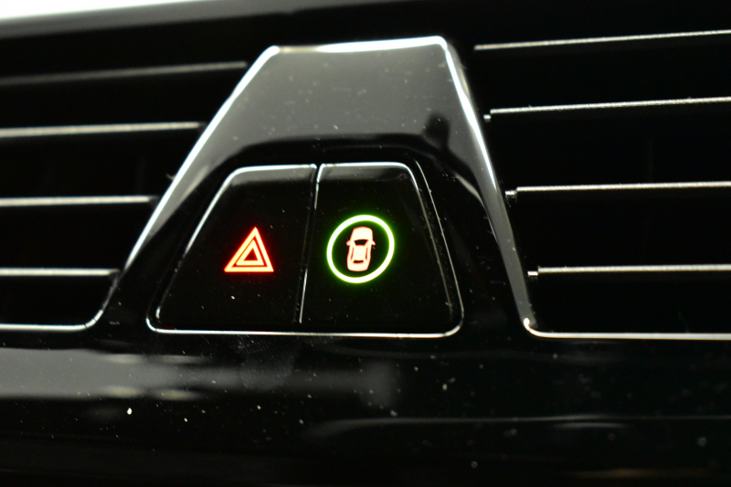 BMW 5シリーズ 530i ﾂｰﾘﾝｸﾞ Mｽﾎﾟｰﾂ LCI後期 ｾﾚｸﾄP  ﾊﾟﾉﾗﾏｻﾝﾙｰﾌ 全席ﾋ-ﾀ-付ﾌﾞﾗｯｸﾚｻﾞｰ  ﾊｰﾏﾝｶｰﾄﾞﾝ 新ﾃﾞｻﾞｲﾝLEDﾍｯﾄﾞﾗｲﾄ ACC HUD LCW 可変ｻｽﾍﾟﾝｼｮﾝ 19AW Mｽﾎﾟｰﾂﾌﾞﾚｰｷ ﾗｲﾌﾞｺｸﾋﾟｯﾄ ﾌﾙｾｸﾞ全周囲ｶﾒﾗ 電動Rｹﾞｰﾄ ｽﾏｰﾄｷｰ 2年保証