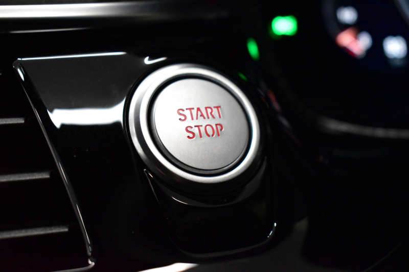 BMW 5シリーズ 530e Mｽﾎﾟｰﾂ iﾊﾟﾌｫｰﾏﾝｽ PHEV ｻﾝﾙｰﾌ ｲﾉﾍﾞｰｼｮﾝ&ﾊｲﾗｲﾝP 全面液晶ﾒｰﾀｰ 全席ﾋｰﾀｰ付黒革 ﾊｰﾏﾝｶｰﾄﾞﾝ 4ｿﾞｰﾝｴｱｺﾝ LEDﾍｯﾄﾞﾗｲﾄ ACC HUD LCW ﾀｯﾁﾊﾟﾈﾙﾅﾋﾞ全周囲ｶﾒﾗ ﾌﾙｾｸﾞﾜｲﾔﾚｽ充電 電動ﾄﾗﾝｸ Mｽﾎﾟｰﾂﾌﾞﾚｰｷ  2年保証