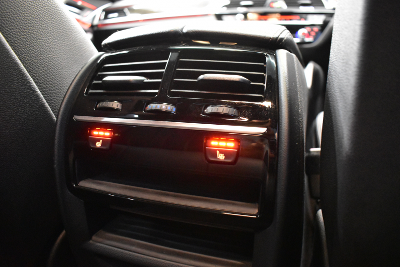 BMW 5シリーズ 530e Mｽﾎﾟｰﾂ iﾊﾟﾌｫｰﾏﾝｽ PHEV ｻﾝﾙｰﾌ 1ｵｰﾅｰ ﾊｲﾗｲﾝP 全席ﾋｰﾀｰ付黒革 LEDﾍｯﾄﾞﾗｲﾄ 液晶ﾒｰﾀｰ ACC LCW ﾀｯﾁﾊﾟﾈﾙﾅﾋﾞ全周囲ｶﾒﾗ ﾌﾙｾｸﾞﾊﾟｰｷﾝｸﾞｱｼｽﾄ 電動ﾄﾗﾝｸ Mｽﾎﾟｰﾂﾌﾞﾚｰｷ  2年保証