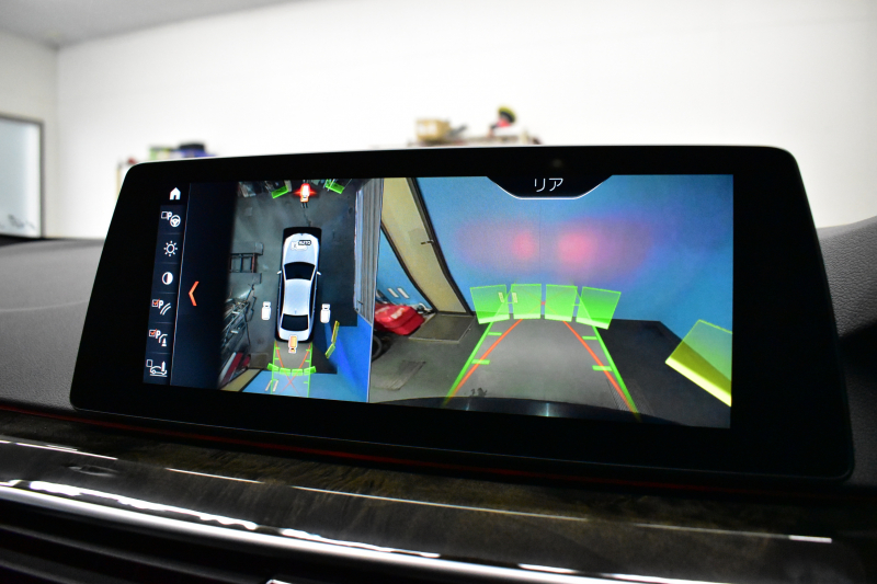 BMW 5シリーズ 530e Mｽﾎﾟｰﾂ iﾊﾟﾌｫｰﾏﾝｽ PHEV ｻﾝﾙｰﾌ 1ｵｰﾅｰ ﾊｲﾗｲﾝP 全席ﾋｰﾀｰ付黒革 LEDﾍｯﾄﾞﾗｲﾄ 液晶ﾒｰﾀｰ ACC LCW ﾀｯﾁﾊﾟﾈﾙﾅﾋﾞ全周囲ｶﾒﾗ ﾌﾙｾｸﾞﾊﾟｰｷﾝｸﾞｱｼｽﾄ 電動ﾄﾗﾝｸ Mｽﾎﾟｰﾂﾌﾞﾚｰｷ  2年保証