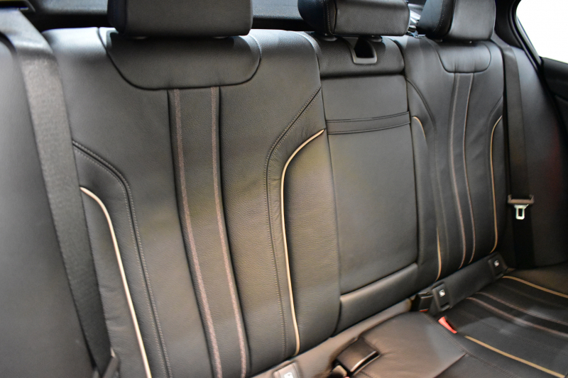 BMW 5シリーズ 530e Mｽﾎﾟｰﾂ iﾊﾟﾌｫｰﾏﾝｽ PHEV ｻﾝﾙｰﾌ 1ｵｰﾅｰ ﾊｲﾗｲﾝP 全席ﾋｰﾀｰ付黒革 LEDﾍｯﾄﾞﾗｲﾄ 液晶ﾒｰﾀｰ ACC LCW ﾀｯﾁﾊﾟﾈﾙﾅﾋﾞ全周囲ｶﾒﾗ ﾌﾙｾｸﾞﾊﾟｰｷﾝｸﾞｱｼｽﾄ 電動ﾄﾗﾝｸ Mｽﾎﾟｰﾂﾌﾞﾚｰｷ  2年保証