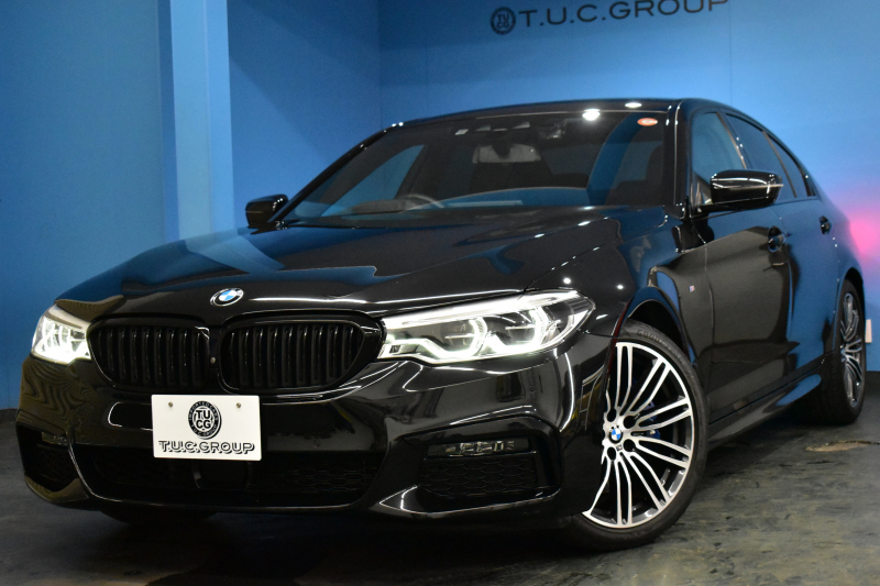 BMW 5シリーズ 530i Mｽﾎﾟｰﾂ 型式変更後ﾓﾃﾞﾙ「JR20」 高出力ﾓﾃﾞﾙ ﾊｲﾗｲﾝP 全席ﾋｰﾀｰ付黒革 HUD LEDﾍｯﾄﾞﾗｲﾄ 追従ACC Mｽﾎﾟｰﾂﾌﾞﾚｰｷ 19AW 全面液晶ﾒｰﾀｰ 車線変更警告 ﾀｯﾁﾊﾟﾈﾙ対応iﾄﾞﾗｲﾌﾞHDDﾅﾋﾞ全周囲ｶﾒﾗ 3Dﾋﾞｭｰ ﾌﾙｾｸﾞ Pｱｼｽﾄﾌﾟﾗｽ 電動ﾄﾗﾝｸ 2年保証