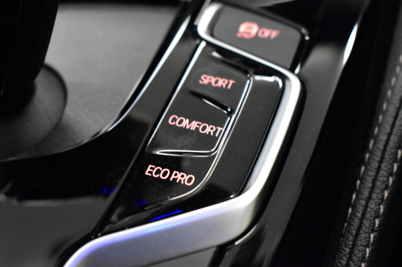 BMW 5シリーズ 530i Mｽﾎﾟｰﾂ 型式変更後ﾓﾃﾞﾙ「JR20」 高出力ﾓﾃﾞﾙ ﾊｲﾗｲﾝP 全席ﾋｰﾀｰ付黒革 HUD LEDﾍｯﾄﾞﾗｲﾄ 追従ACC Mｽﾎﾟｰﾂﾌﾞﾚｰｷ 19AW 全面液晶ﾒｰﾀｰ 車線変更警告 ﾀｯﾁﾊﾟﾈﾙ対応iﾄﾞﾗｲﾌﾞHDDﾅﾋﾞ全周囲ｶﾒﾗ 3Dﾋﾞｭｰ ﾌﾙｾｸﾞ Pｱｼｽﾄﾌﾟﾗｽ 電動ﾄﾗﾝｸ 2年保証