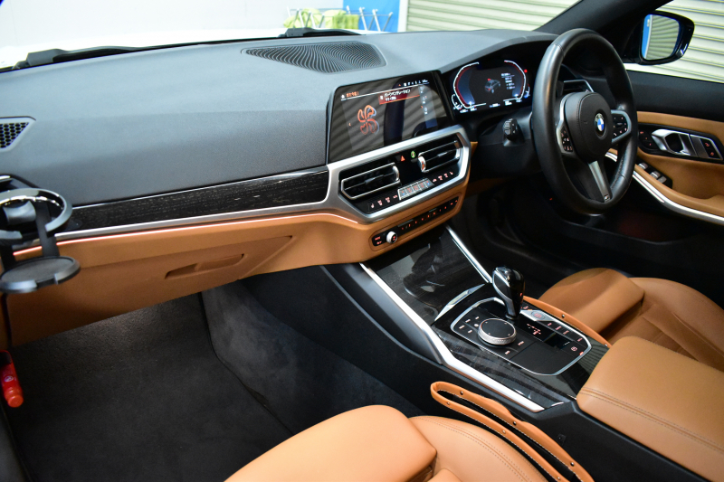BMW 3シリーズ 330i Mｽﾎﾟｰﾂ 高出力ﾓﾃﾞﾙ ｲﾉﾍﾞｰｼｮﾝ&ﾊｲﾗｲﾝ&ｺﾝﾌｫｰﾄP ﾋｰﾀｰ付茶革 ACC HUD 19AW Mｽﾎﾟｰﾂﾌﾞﾚｰｷ ﾗｲﾌﾞｺｯｸﾋﾟｯﾄ ｼﾞｪｽﾁｬｰｺﾝﾄﾛｰﾙ付ﾀｯﾁﾊﾟﾈﾙHDDﾅﾋﾞ全周囲ｶﾒﾗ ｱｯﾌﾟﾙｶｰﾌﾟﾚｲ 電動ﾄﾗﾝｸ 2年保証