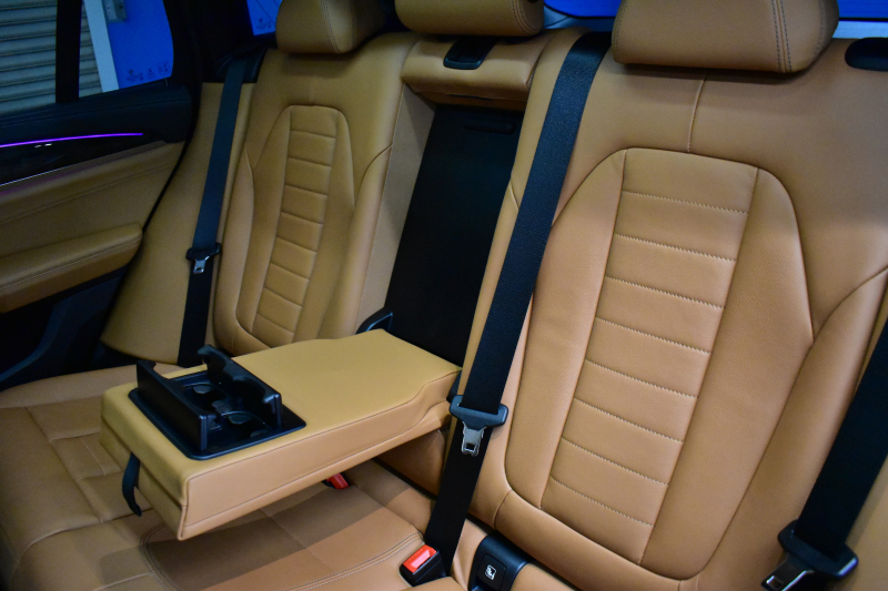 BMW X3 M40d ｾﾚｸﾄ&ﾊｲﾗｲﾝP 326馬力 ﾊﾟﾉﾗﾏｻﾝﾙｰﾌ 全席ﾋｰﾀｰ付茶革 ﾊｰﾏﾝｶｰﾄﾞﾝ 21AW 追従ACC HUD ｽﾃｱﾘﾝｸﾞｻﾎﾟｰﾄ ﾀｯﾁﾊﾟﾈﾙﾅﾋﾞ ﾌﾙｾｸﾞ 全周囲ｶﾒﾗ3Dﾋﾞｭｰ LEDﾍｯﾄﾞﾗｲﾄ 電動Rｹﾞｰﾄ ﾜｲﾔﾚｽ充電 液晶ﾒｰﾀｰ 2年保証