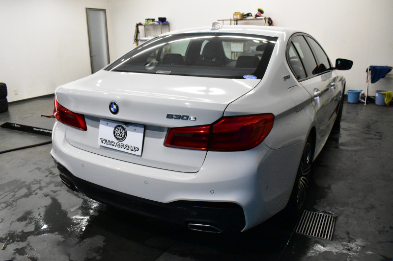 BMW 5シリーズ 530e Mｽﾎﾟｰﾂ iﾊﾟﾌｫｰﾏﾝｽ PHEV ﾊｲﾗｲﾝP 全席ﾋｰﾀｰ付黒革 HUD ｼﾞｪｽﾁｬｰｺﾝﾄﾛｰﾙ付ﾀｯﾁﾊﾟﾈﾙﾅﾋﾞ全周囲ｶﾒﾗ ﾌﾙｾｸﾞTV LEDﾍｯﾄﾞﾗｲﾄ 液晶ﾒｰﾀｰ ACC LCW ﾊﾟｰｷﾝｸﾞｱｼｽﾄ 電動ﾄﾗﾝｸ Mｽﾎﾟｰﾂﾌﾞﾚｰｷ  2年保証