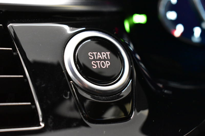 BMW 5シリーズ 530e Mｽﾎﾟｰﾂ iﾊﾟﾌｫｰﾏﾝｽ PHEV ﾊｲﾗｲﾝP 全席ﾋｰﾀｰ付黒革 HUD ｼﾞｪｽﾁｬｰｺﾝﾄﾛｰﾙ付ﾀｯﾁﾊﾟﾈﾙﾅﾋﾞ全周囲ｶﾒﾗ ﾌﾙｾｸﾞTV LEDﾍｯﾄﾞﾗｲﾄ 液晶ﾒｰﾀｰ ACC LCW ﾊﾟｰｷﾝｸﾞｱｼｽﾄ 電動ﾄﾗﾝｸ Mｽﾎﾟｰﾂﾌﾞﾚｰｷ  2年保証