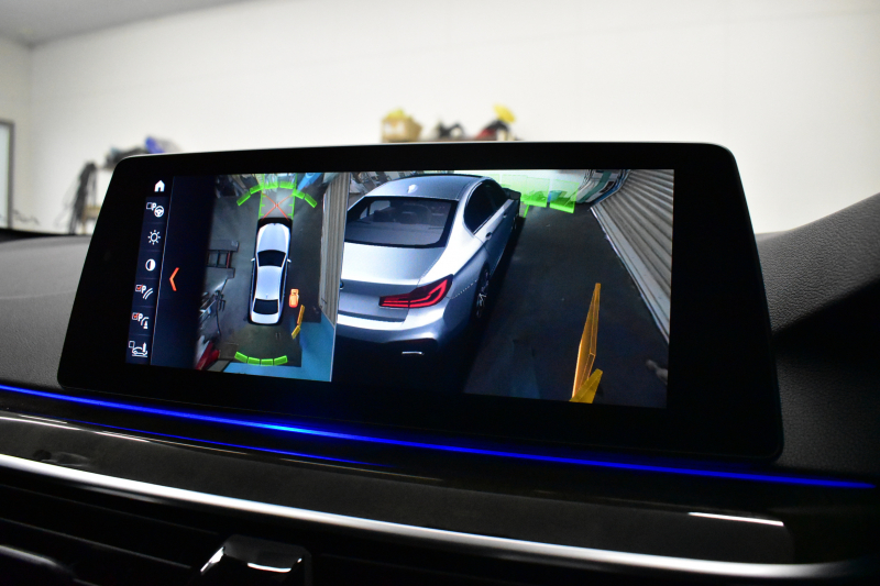 BMW 5シリーズ 530e Mｽﾎﾟｰﾂ iﾊﾟﾌｫｰﾏﾝｽ PHEV ﾊｲﾗｲﾝP 全席ﾋｰﾀｰ付黒革 HUD ｼﾞｪｽﾁｬｰｺﾝﾄﾛｰﾙ付ﾀｯﾁﾊﾟﾈﾙﾅﾋﾞ全周囲ｶﾒﾗ ﾌﾙｾｸﾞTV LEDﾍｯﾄﾞﾗｲﾄ 液晶ﾒｰﾀｰ ACC LCW ﾊﾟｰｷﾝｸﾞｱｼｽﾄ 電動ﾄﾗﾝｸ Mｽﾎﾟｰﾂﾌﾞﾚｰｷ  2年保証