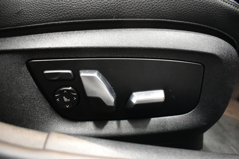 BMW 5シリーズ 530e Mｽﾎﾟｰﾂ iﾊﾟﾌｫｰﾏﾝｽ PHEV ﾊｲﾗｲﾝP 全席ﾋｰﾀｰ付黒革 HUD ｼﾞｪｽﾁｬｰｺﾝﾄﾛｰﾙ付ﾀｯﾁﾊﾟﾈﾙﾅﾋﾞ全周囲ｶﾒﾗ ﾌﾙｾｸﾞTV LEDﾍｯﾄﾞﾗｲﾄ 液晶ﾒｰﾀｰ ACC LCW ﾊﾟｰｷﾝｸﾞｱｼｽﾄ 電動ﾄﾗﾝｸ Mｽﾎﾟｰﾂﾌﾞﾚｰｷ  2年保証