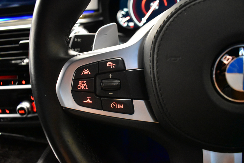 BMW 5シリーズ 530e Mｽﾎﾟｰﾂ iﾊﾟﾌｫｰﾏﾝｽ PHEV ﾊｲﾗｲﾝP 全席ﾋｰﾀｰ付黒革 HUD ｼﾞｪｽﾁｬｰｺﾝﾄﾛｰﾙ付ﾀｯﾁﾊﾟﾈﾙﾅﾋﾞ全周囲ｶﾒﾗ ﾌﾙｾｸﾞTV LEDﾍｯﾄﾞﾗｲﾄ 液晶ﾒｰﾀｰ ACC LCW ﾊﾟｰｷﾝｸﾞｱｼｽﾄ 電動ﾄﾗﾝｸ Mｽﾎﾟｰﾂﾌﾞﾚｰｷ  2年保証