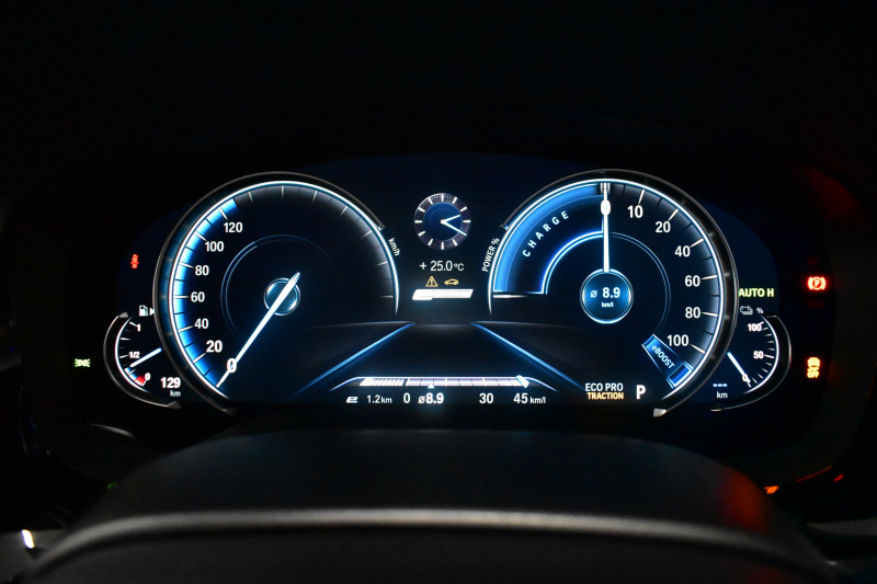 BMW 5シリーズ 530e Mｽﾎﾟｰﾂ iﾊﾟﾌｫｰﾏﾝｽ PHEV ﾊｲﾗｲﾝP 全席ﾋｰﾀｰ付黒革 HUD ｼﾞｪｽﾁｬｰｺﾝﾄﾛｰﾙ付ﾀｯﾁﾊﾟﾈﾙﾅﾋﾞ全周囲ｶﾒﾗ ﾌﾙｾｸﾞTV LEDﾍｯﾄﾞﾗｲﾄ 液晶ﾒｰﾀｰ ACC LCW ﾊﾟｰｷﾝｸﾞｱｼｽﾄ 電動ﾄﾗﾝｸ Mｽﾎﾟｰﾂﾌﾞﾚｰｷ  2年保証