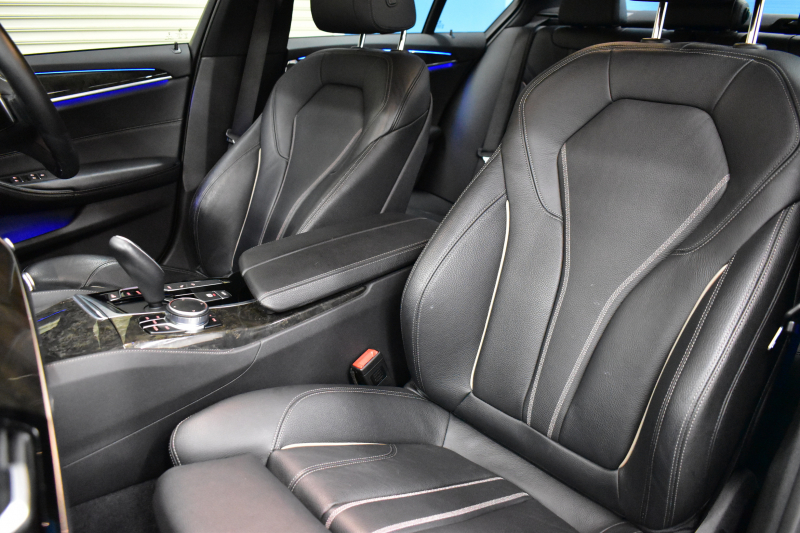 BMW 5シリーズ 530e Mｽﾎﾟｰﾂ iﾊﾟﾌｫｰﾏﾝｽ PHEV ﾊｲﾗｲﾝP 全席ﾋｰﾀｰ付黒革 HUD ｼﾞｪｽﾁｬｰｺﾝﾄﾛｰﾙ付ﾀｯﾁﾊﾟﾈﾙﾅﾋﾞ全周囲ｶﾒﾗ ﾌﾙｾｸﾞTV LEDﾍｯﾄﾞﾗｲﾄ 液晶ﾒｰﾀｰ ACC LCW ﾊﾟｰｷﾝｸﾞｱｼｽﾄ 電動ﾄﾗﾝｸ Mｽﾎﾟｰﾂﾌﾞﾚｰｷ  2年保証