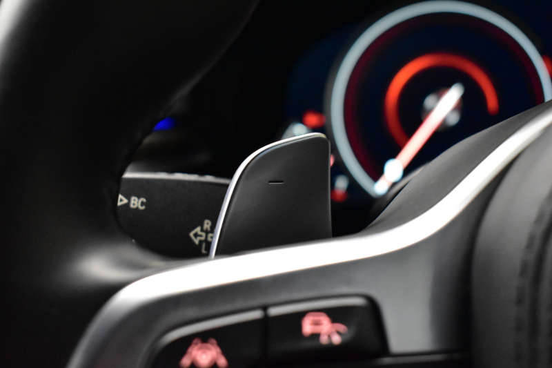 BMW 5シリーズ 530e Mｽﾎﾟｰﾂ iﾊﾟﾌｫｰﾏﾝｽ PHEV ﾊｲﾗｲﾝP 全席ﾋｰﾀｰ付黒革 HUD ｼﾞｪｽﾁｬｰｺﾝﾄﾛｰﾙ付ﾀｯﾁﾊﾟﾈﾙﾅﾋﾞ全周囲ｶﾒﾗ ﾌﾙｾｸﾞTV LEDﾍｯﾄﾞﾗｲﾄ 液晶ﾒｰﾀｰ ACC LCW ﾊﾟｰｷﾝｸﾞｱｼｽﾄ 電動ﾄﾗﾝｸ Mｽﾎﾟｰﾂﾌﾞﾚｰｷ  2年保証