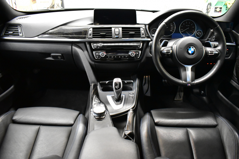 BMW 4シリーズ 420iｸﾞﾗﾝｸｰﾍﾟ ｾﾚﾌﾞﾚｰｼｮﾝｴﾃﾞｨｼｮﾝｲﾝｽﾀｲﾙ 特別仕様車 1ｵｰﾅｰ ﾋｰﾀｰ付黒革 追従ACC LEDﾍｯﾄﾞﾗｲﾄ 19AW ｻﾃﾝｱﾙﾐﾓｰﾙ ｳｯﾄﾞｲﾝﾃﾘｱ ｽﾃﾝﾚｽﾍﾟﾀﾞﾙ HUD 車線変更&逸脱&歩行者警告 衝突軽減B ﾀｯﾁﾊﾟｯﾄﾞ付iﾄﾞﾗｲﾌﾞHDDﾅﾋﾞ 社外ﾌﾙｾｸﾞ 2年保証