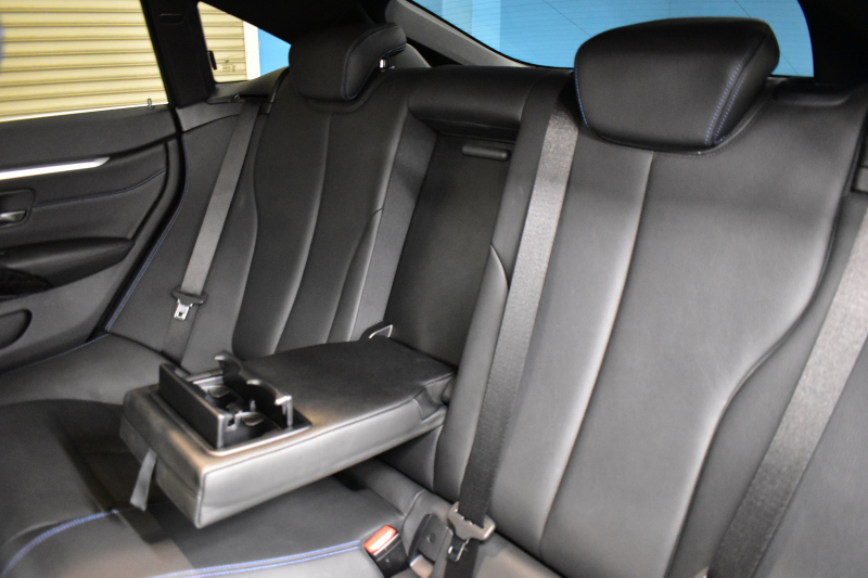 BMW 4シリーズ 420iｸﾞﾗﾝｸｰﾍﾟ ｾﾚﾌﾞﾚｰｼｮﾝｴﾃﾞｨｼｮﾝｲﾝｽﾀｲﾙ 特別仕様車 1ｵｰﾅｰ ﾋｰﾀｰ付黒革 追従ACC LEDﾍｯﾄﾞﾗｲﾄ 19AW ｻﾃﾝｱﾙﾐﾓｰﾙ ｳｯﾄﾞｲﾝﾃﾘｱ ｽﾃﾝﾚｽﾍﾟﾀﾞﾙ HUD 車線変更&逸脱&歩行者警告 衝突軽減B ﾀｯﾁﾊﾟｯﾄﾞ付iﾄﾞﾗｲﾌﾞHDDﾅﾋﾞ 社外ﾌﾙｾｸﾞ 2年保証