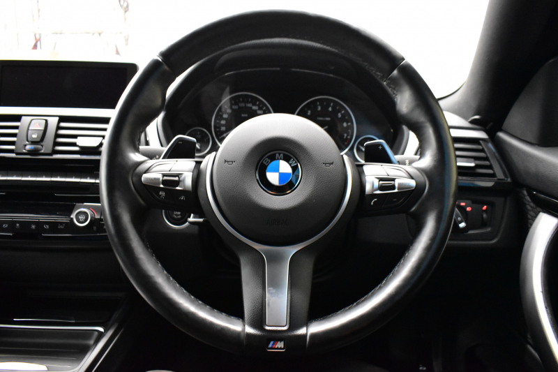 BMW 4シリーズ 420iｸｰﾍﾟ Mｽﾎﾟｰﾂ 追従ACC LEDﾍｯﾄﾞﾗｲﾄ 19AW ｱﾙｶﾝﾀｰﾗ電動ｽﾎﾟｰﾂｼｰﾄ 車線逸脱&歩行者警告 衝突軽減ﾌﾞﾚｰｷ ﾀｯﾁﾊﾟｯﾄﾞiﾄﾞﾗｲﾌﾞHDDﾅﾋﾞ Bｶﾒﾗ 前後PDC ﾊﾟﾄﾞﾙｼﾌﾄ ｺﾝﾌｫA ｽﾏｰﾄｷｰ 2年保証