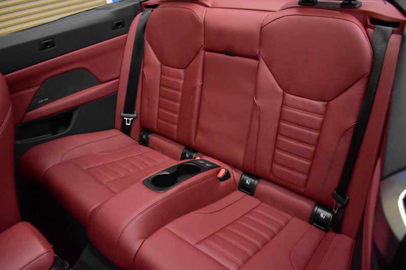 BMW 4シリーズ M440i xDriveｶﾌﾞﾘｵﾚ ｺﾝﾌｫｰﾄP ｶｰﾌﾞﾄﾞﾃﾞｨｽﾌﾟﾚｲ ﾋｰﾀｰ付赤革 4WD 全周囲ｶﾒﾗ ｴｱｶﾗｰ ﾚｰｻﾞｰLEDﾍｯﾄﾞﾗｲﾄ ｽﾃｱﾘﾝｸﾞﾋｰﾀｰ HUD Mｽﾎﾟｰﾂﾃﾞﾌ&ﾌﾞﾚｰｷ 可変Mｻｽ ﾗｲﾌﾞｺｯｸﾋﾟｯﾄﾀｯﾁﾊﾟﾈﾙﾅﾋﾞ LCW ﾌﾙｾｸﾞ harman/kardon 19AW 2年保証