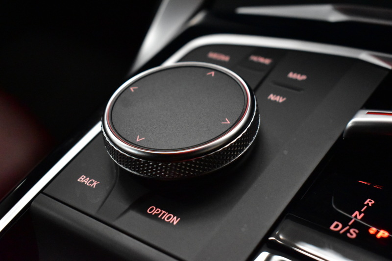 BMW 4シリーズ M440i xDriveｶﾌﾞﾘｵﾚ ｺﾝﾌｫｰﾄP ｶｰﾌﾞﾄﾞﾃﾞｨｽﾌﾟﾚｲ ﾋｰﾀｰ付赤革 4WD 全周囲ｶﾒﾗ ｴｱｶﾗｰ ﾚｰｻﾞｰLEDﾍｯﾄﾞﾗｲﾄ ｽﾃｱﾘﾝｸﾞﾋｰﾀｰ HUD Mｽﾎﾟｰﾂﾃﾞﾌ&ﾌﾞﾚｰｷ 可変Mｻｽ ﾗｲﾌﾞｺｯｸﾋﾟｯﾄﾀｯﾁﾊﾟﾈﾙﾅﾋﾞ LCW ﾌﾙｾｸﾞ harman/kardon 19AW 2年保証