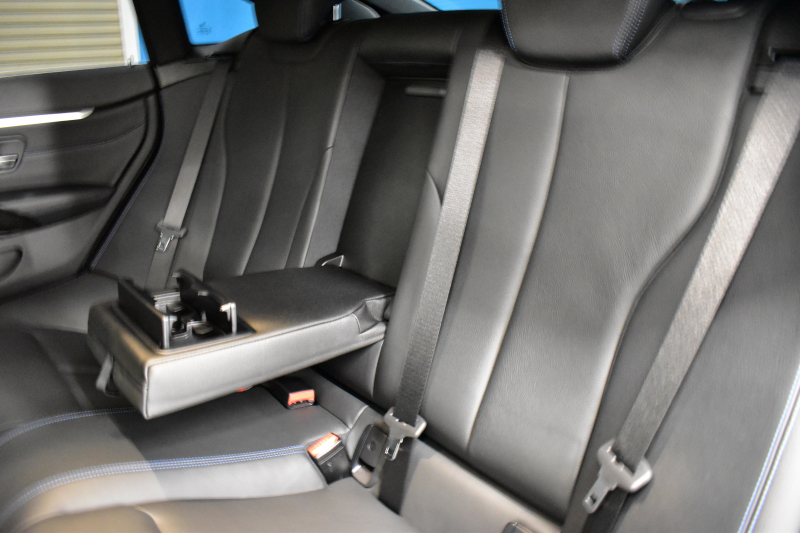 BMW 4シリーズ 420iｸﾞﾗﾝｸｰﾍﾟ ｾﾚﾌﾞﾚｰｼｮﾝｴﾃﾞｨｼｮﾝｲﾝｽﾀｲﾙ 特別仕様車 ﾋｰﾀｰ付黒革 追従ACC LEDﾍｯﾄﾞﾗｲﾄ 19AW  ｻﾃﾝｱﾙﾐﾓｰﾙ ｳｯﾄﾞｲﾝﾃﾘｱ ｽﾃﾝﾚｽﾍﾟﾀﾞﾙ HUD 車線変更&逸脱&歩行者警告 衝突軽減B ﾀｯﾁﾊﾟｯﾄﾞ付iﾄﾞﾗｲﾌﾞHDDﾅﾋﾞ 2年保証