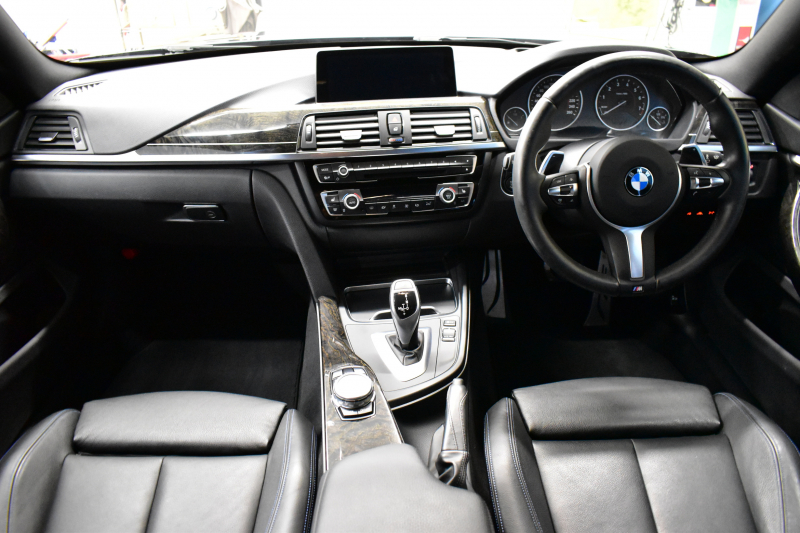 BMW 4シリーズ 420iｸﾞﾗﾝｸｰﾍﾟ ｾﾚﾌﾞﾚｰｼｮﾝｴﾃﾞｨｼｮﾝｲﾝｽﾀｲﾙ 特別仕様車 ﾋｰﾀｰ付黒革 追従ACC LEDﾍｯﾄﾞﾗｲﾄ 19AW  ｻﾃﾝｱﾙﾐﾓｰﾙ ｳｯﾄﾞｲﾝﾃﾘｱ ｽﾃﾝﾚｽﾍﾟﾀﾞﾙ HUD 車線変更&逸脱&歩行者警告 衝突軽減B ﾀｯﾁﾊﾟｯﾄﾞ付iﾄﾞﾗｲﾌﾞHDDﾅﾋﾞ 2年保証