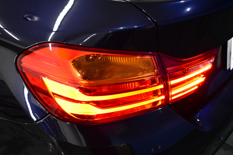 BMW 4シリーズ 420iｸﾞﾗﾝｸｰﾍﾟ ｾﾚﾌﾞﾚｰｼｮﾝｴﾃﾞｨｼｮﾝｲﾝｽﾀｲﾙ 特別仕様車 ﾋｰﾀｰ付黒革 追従ACC LEDﾍｯﾄﾞﾗｲﾄ 19AW  ｻﾃﾝｱﾙﾐﾓｰﾙ ｳｯﾄﾞｲﾝﾃﾘｱ ｽﾃﾝﾚｽﾍﾟﾀﾞﾙ HUD 車線変更&逸脱&歩行者警告 衝突軽減B ﾀｯﾁﾊﾟｯﾄﾞ付iﾄﾞﾗｲﾌﾞHDDﾅﾋﾞ 2年保証