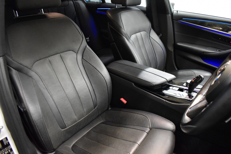 BMW 5シリーズ 540i Mｽﾎﾟｰﾂ ｺﾝﾌｫｰﾄ&ﾊｲﾗｲﾝP Fﾍﾞﾝﾁﾚｰｼｮﾝ& 全席ﾋｰﾀｰ付黒革 ｿﾌﾄｸﾛｰｽﾞﾄﾞｱ 可変ｻｽ Mｽﾎﾟｰﾂﾌﾞﾚｰｷ LEDﾍｯﾄﾞﾗｲﾄ 液晶ﾒｰﾀｰ ACC LCW  ﾊﾟｰｷﾝｸﾞｱｼｽﾄﾌﾟﾗｽ ﾀｯﾁﾊﾟﾈﾙﾅﾋﾞ全周囲ｶﾒﾗ 3Dﾋﾞｭｰ ﾌﾙｾｸﾞ 電動ﾄﾗﾝｸ 2年保証