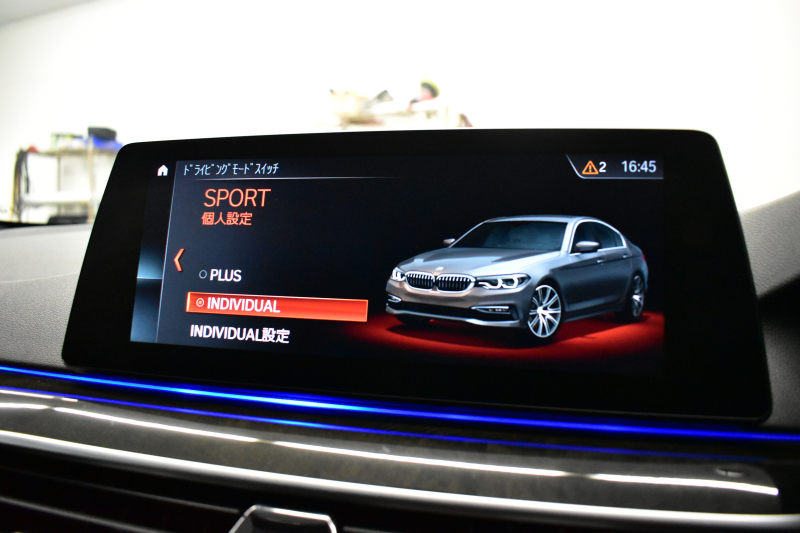 BMW 5シリーズ 540i Mｽﾎﾟｰﾂ ｺﾝﾌｫｰﾄ&ﾊｲﾗｲﾝP Fﾍﾞﾝﾁﾚｰｼｮﾝ& 全席ﾋｰﾀｰ付黒革 ｿﾌﾄｸﾛｰｽﾞﾄﾞｱ 可変ｻｽ Mｽﾎﾟｰﾂﾌﾞﾚｰｷ LEDﾍｯﾄﾞﾗｲﾄ 液晶ﾒｰﾀｰ ACC LCW  ﾊﾟｰｷﾝｸﾞｱｼｽﾄﾌﾟﾗｽ ﾀｯﾁﾊﾟﾈﾙﾅﾋﾞ全周囲ｶﾒﾗ 3Dﾋﾞｭｰ ﾌﾙｾｸﾞ 電動ﾄﾗﾝｸ 2年保証