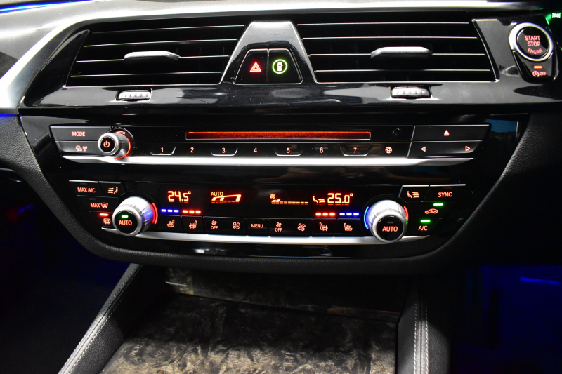 BMW 5シリーズ 540i Mｽﾎﾟｰﾂ ｺﾝﾌｫｰﾄ&ﾊｲﾗｲﾝP Fﾍﾞﾝﾁﾚｰｼｮﾝ& 全席ﾋｰﾀｰ付黒革 ｿﾌﾄｸﾛｰｽﾞﾄﾞｱ 可変ｻｽ Mｽﾎﾟｰﾂﾌﾞﾚｰｷ LEDﾍｯﾄﾞﾗｲﾄ 液晶ﾒｰﾀｰ ACC LCW  ﾊﾟｰｷﾝｸﾞｱｼｽﾄﾌﾟﾗｽ ﾀｯﾁﾊﾟﾈﾙﾅﾋﾞ全周囲ｶﾒﾗ 3Dﾋﾞｭｰ ﾌﾙｾｸﾞ 電動ﾄﾗﾝｸ 2年保証